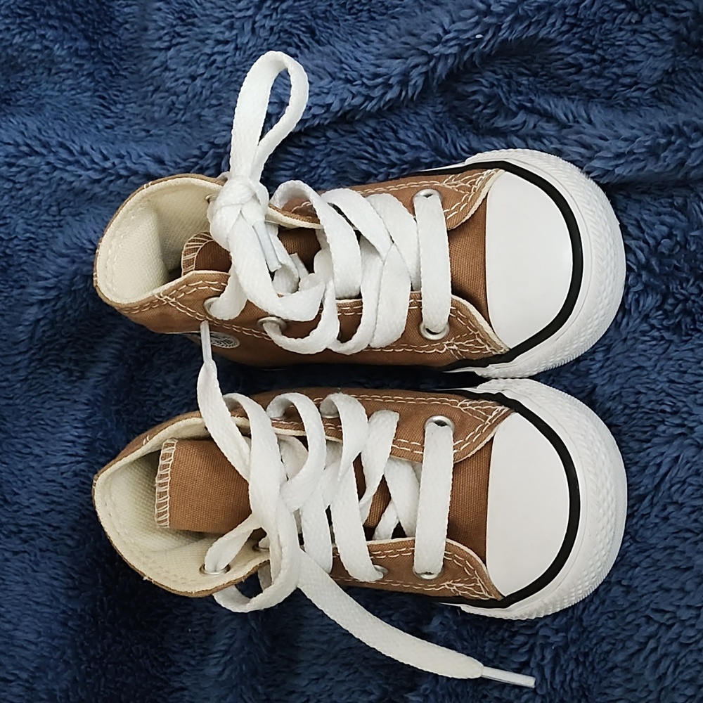 High top Converse for toddler